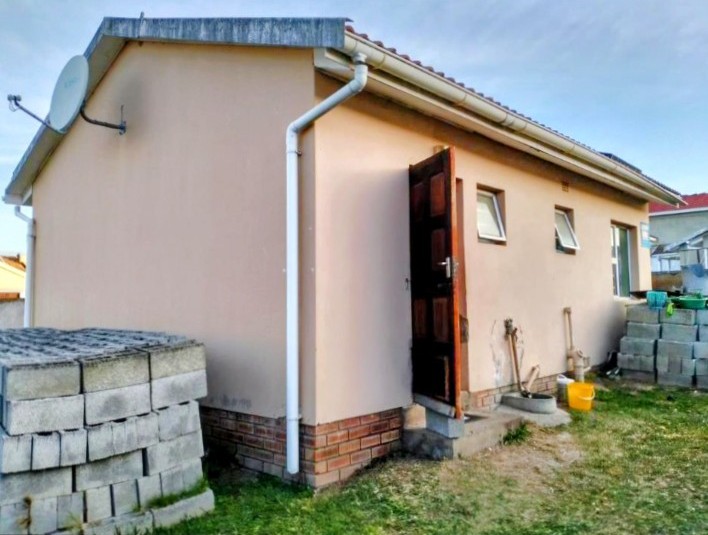 2 Bedroom Property for Sale in Haven Hills Eastern Cape
